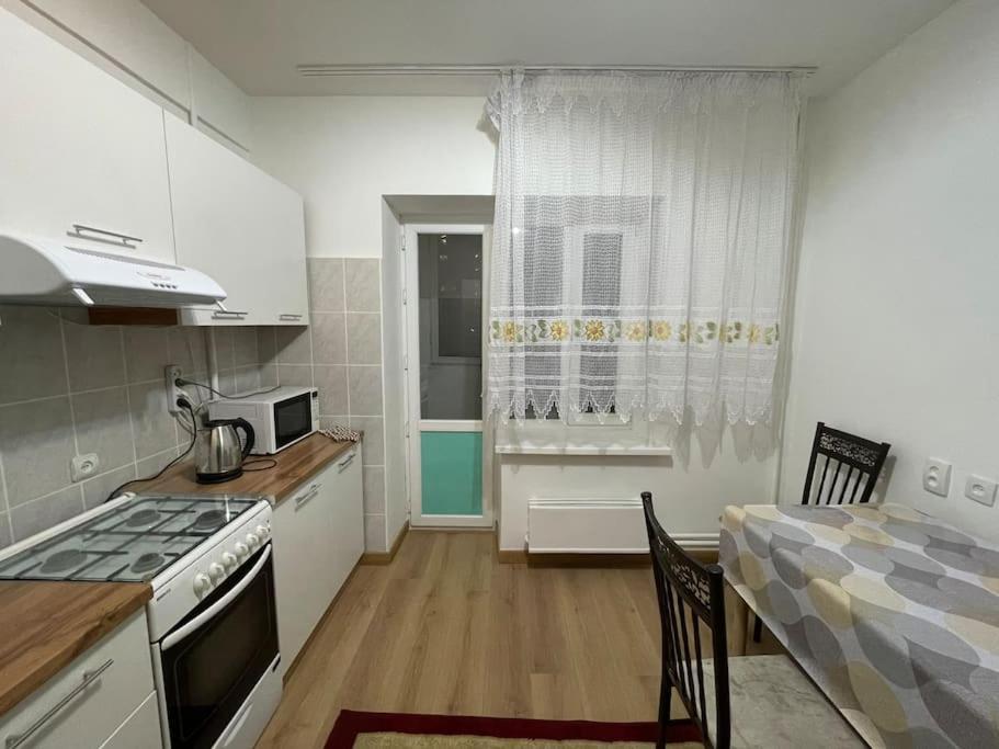 Apartment 2х-комнатная в центре *